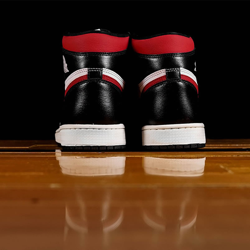 Air Jordan 1 Retro High Og Gym Red 2019 Black White Release Date 555088 061 (4) - www.newkick.vip