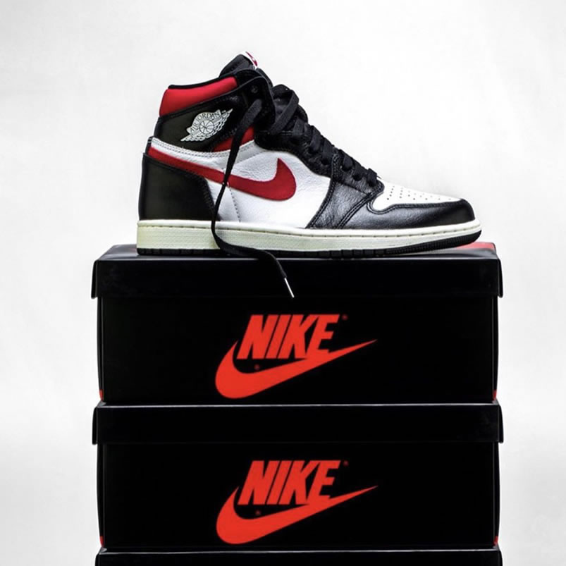 Air Jordan 1 Retro High Og Gym Red 2019 Black White Release Date 555088 061 (6) - www.newkick.vip
