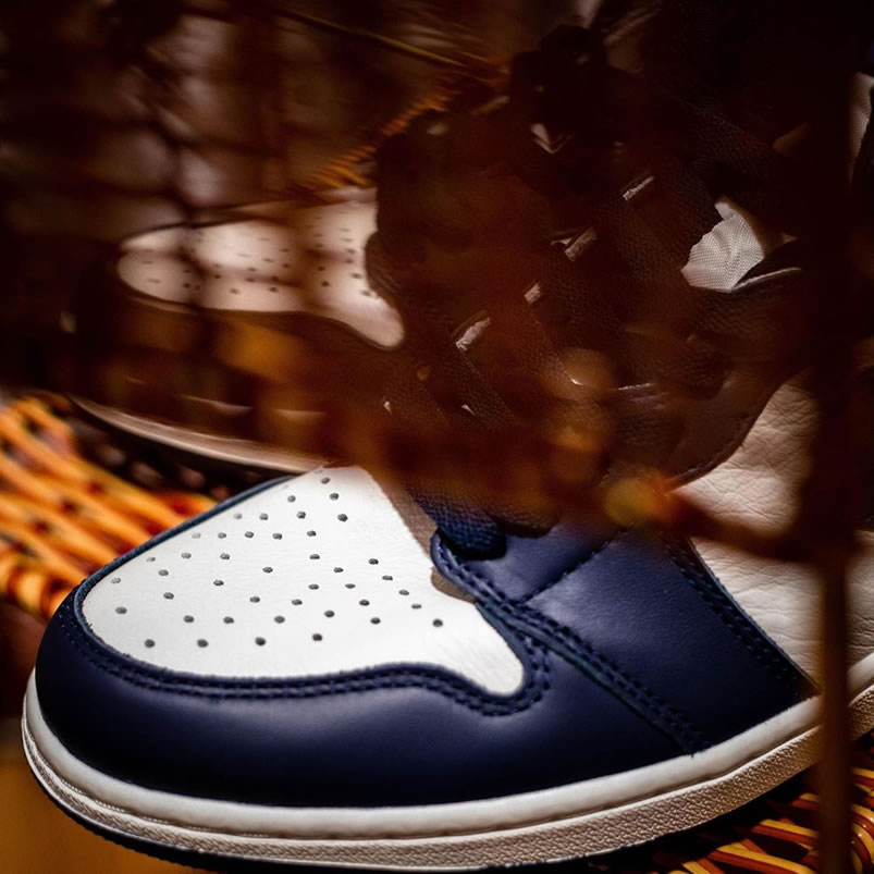 Air Jordan 1 Retro High Og Obsidian University Blue Unc 555088 140 (10) - www.newkick.vip