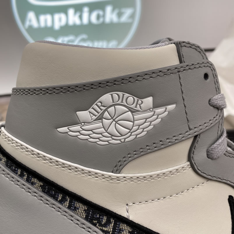 Dior Air Jordan 1 Cn8607 002 Details Anpkickz New Release Date (6) - www.newkick.vip Dior Air Jordan 1 Cn8607 002 Details Anpkickz New Release Date (6) - www.newkick.vip