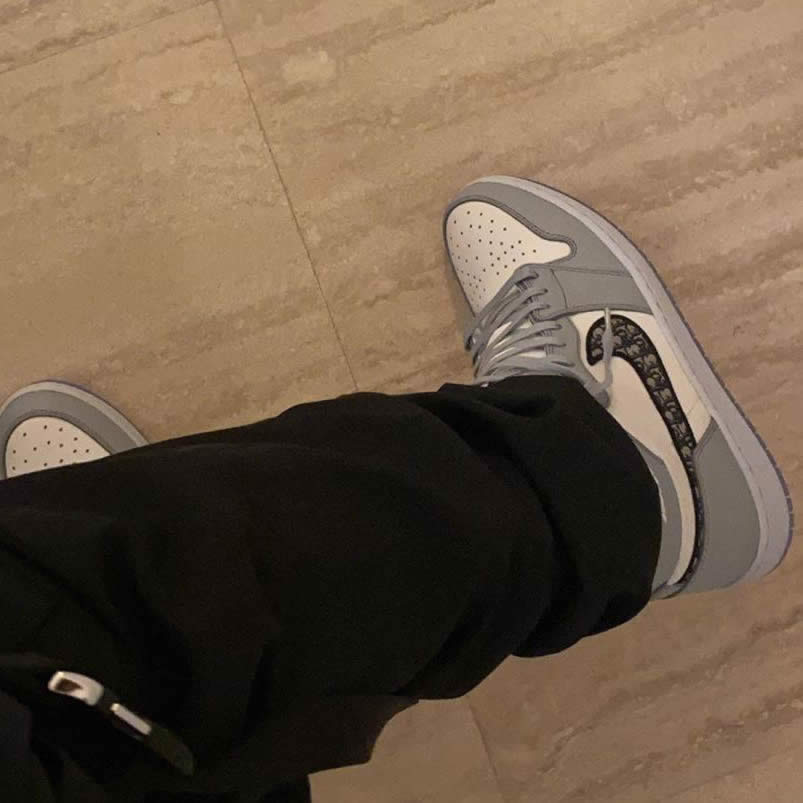 Dior Air Jordan 1 High Og Price Aj1 On Feet Release Date (3) - www.newkick.vip Dior Air Jordan 1 High Og Price Aj1 On Feet Release Date (3) - www.newkick.vip