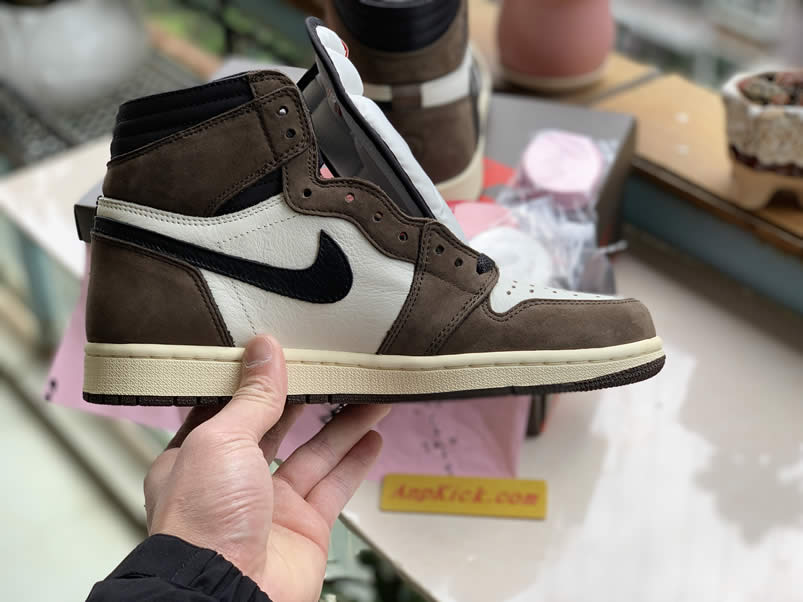 Travis Scott Air Jordan 1 Brown Cactus Jack For Sale Price Anpkick Release Date Cd4487 100 (3) - www.newkick.vip Travis Scott Air Jordan 1 Brown Cactus Jack For Sale Price Anpkick Release Date Cd4487 100 (3) - www.newkick.vip