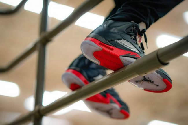 Air Jordan 5 Satin Bred Black University Red For Sale On Feet Outfit 136027 006 (13) - www.newkick.vip Air Jordan 5 Satin Bred Black University Red For Sale On Feet Outfit 136027 006 (13) - www.newkick.vip