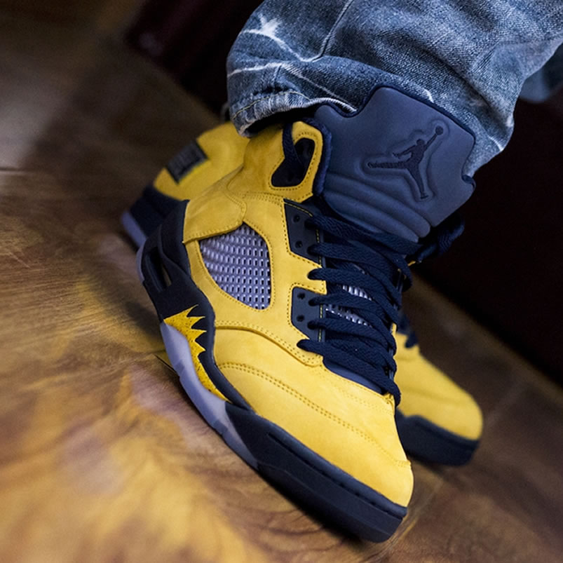 Air Jordan 5 Sp Yellow Michigan 2019 Inspire On Feet Cq9541 704 (1) - www.newkick.vip Air Jordan 5 Sp Yellow Michigan 2019 Inspire On Feet Cq9541 704 (1) - www.newkick.vip