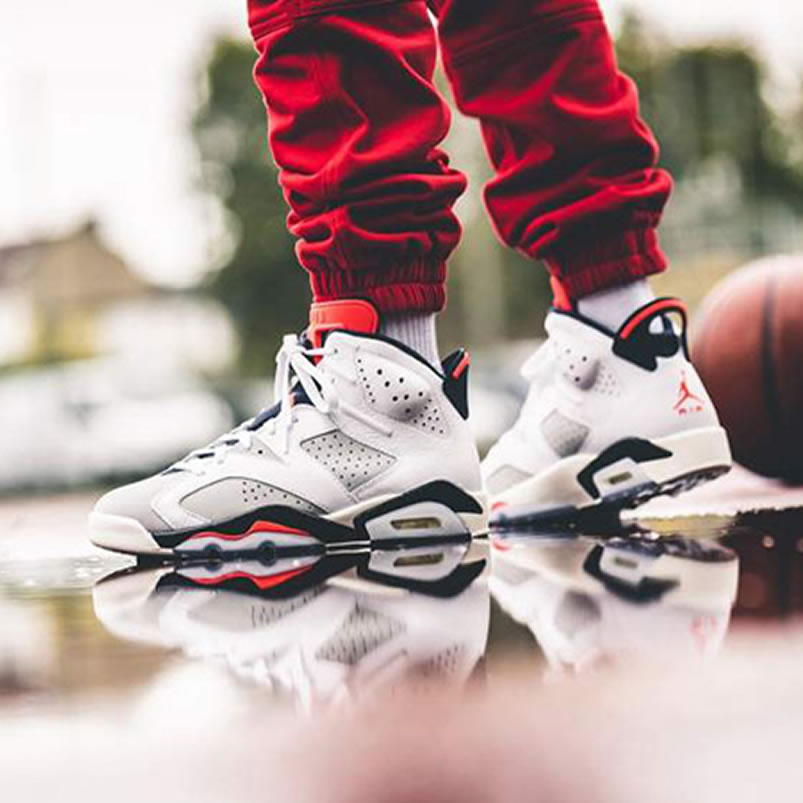 Air Jordan 6 Tinker Hatfield White Infrared On Feet 384664 104 (2) - www.newkick.vip
