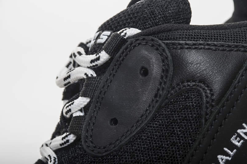 Balenciaga Triple S Sneakers Black Red Shoes 483513w06e1 1000 (17) - www.newkick.vip