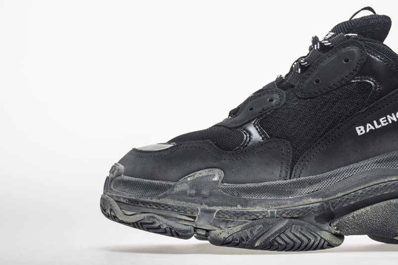 Balenciaga Triple S Sneakers Black Shoes 512176w09o1 1000 (8) - www.newkick.vip