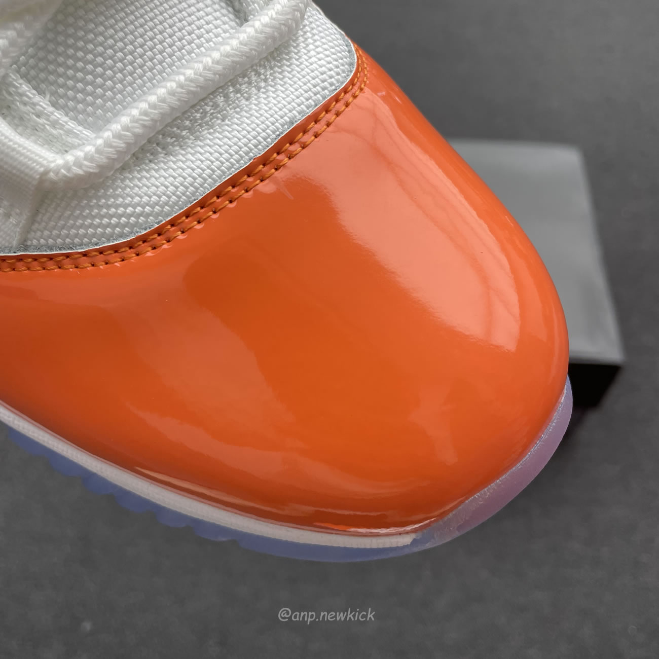 Air Jordan 11 Florida Gators White Orange (2) - www.newkick.vip Air Jordan 11 Florida Gators White Orange (2) - www.newkick.vip