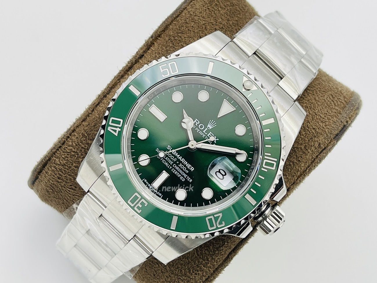Rolex Submariner Royal Blue Hulk Black 126618lb (15) - www.newkick.vip