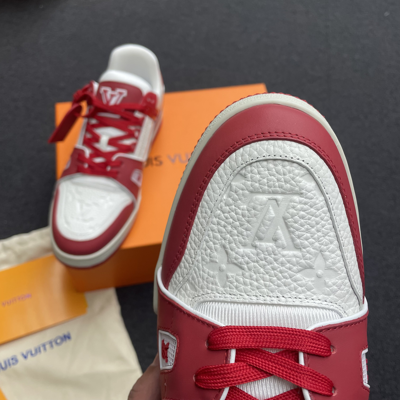 Louis Vuitton Trainer Red White 1a8pk6 (5) - www.newkick.vip