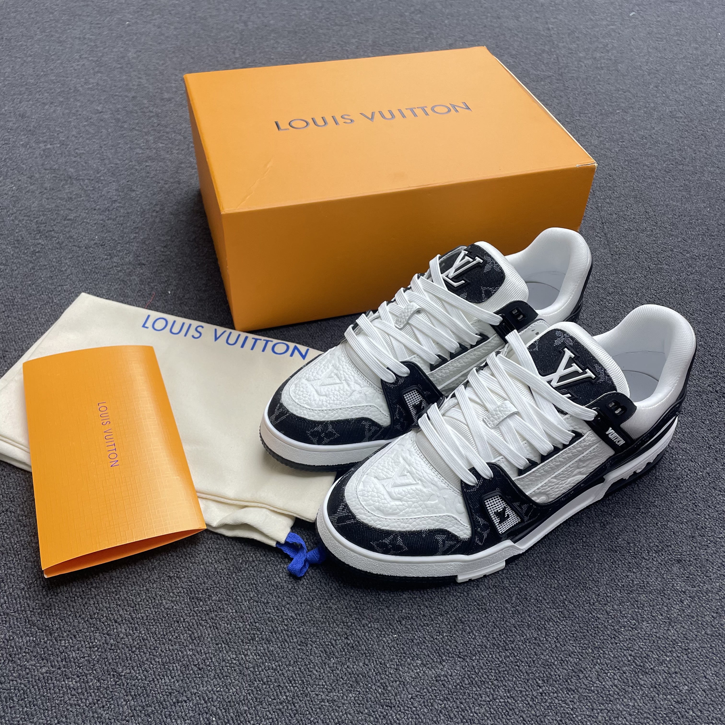 Louis Vuitton Lv Trainer White Black White 1a9jgb (9) - www.newkick.vip