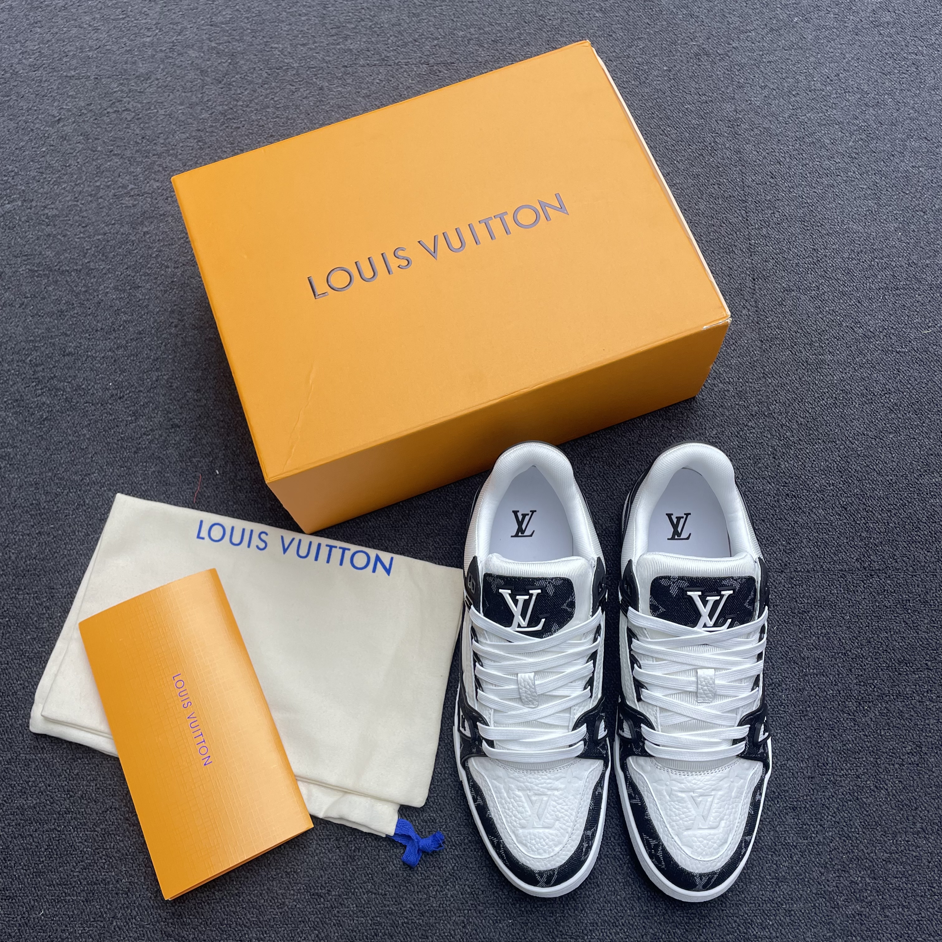 Louis Vuitton Lv Trainer White Black White 1a9jgb (6) - www.newkick.vip