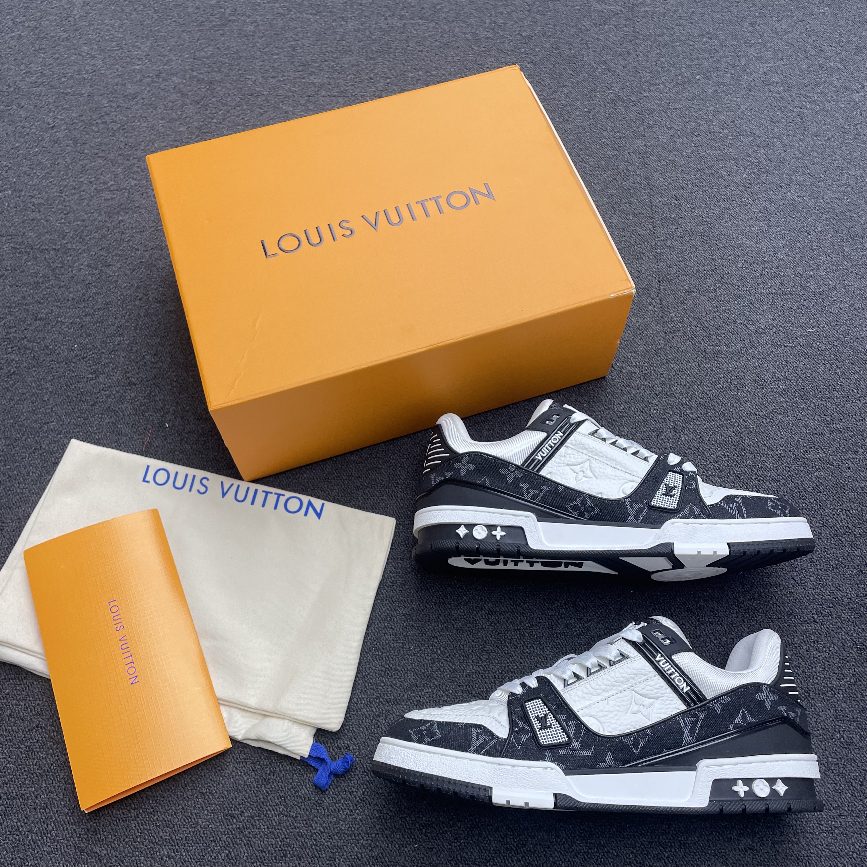 Louis Vuitton Lv Trainer White Black White 1a9jgb (7) - www.newkick.vip