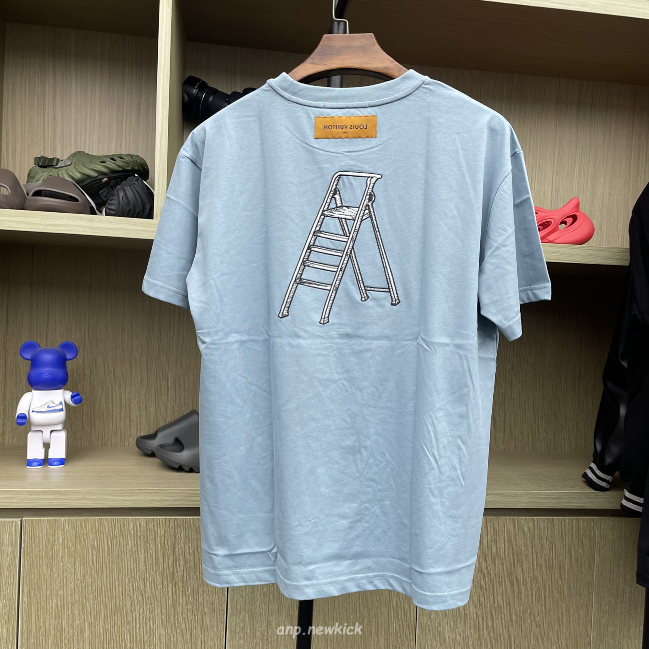 Louis Vuitton Multi Tools Embroidered Pattern T Shirt 1ab5id (8) - www.newkick.vip