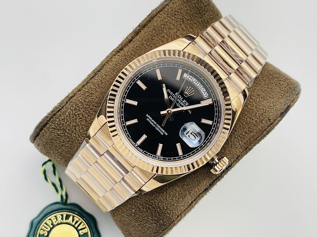 Rolex Day Date Olive Green Cherry Red Dial Bright Blue Bright Black Champagne Colour Olive Green 228239 (114) - www.newkick.vip Rolex Day Date Olive Green Cherry Red Dial Bright Blue Bright Black Champagne Colour Olive Green 228239 (114) - www.newkick.vip