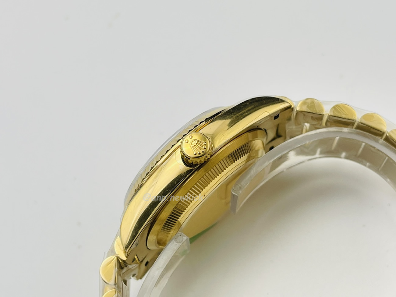 Rolex Day Date Olive Green Cherry Red Dial Bright Blue Bright Black Champagne Colour Olive Green 228239 (82) - www.newkick.vip Rolex Day Date Olive Green Cherry Red Dial Bright Blue Bright Black Champagne Colour Olive Green 228239 (82) - www.newkick.vip