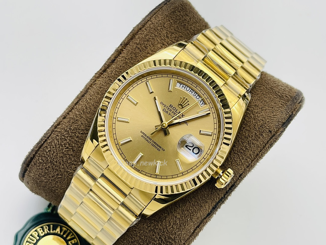 Rolex Day Date Olive Green Cherry Red Dial Bright Blue Bright Black Champagne Colour Olive Green 228239 (93) - www.newkick.vip Rolex Day Date Olive Green Cherry Red Dial Bright Blue Bright Black Champagne Colour Olive Green 228239 (93) - www.newkick.vip
