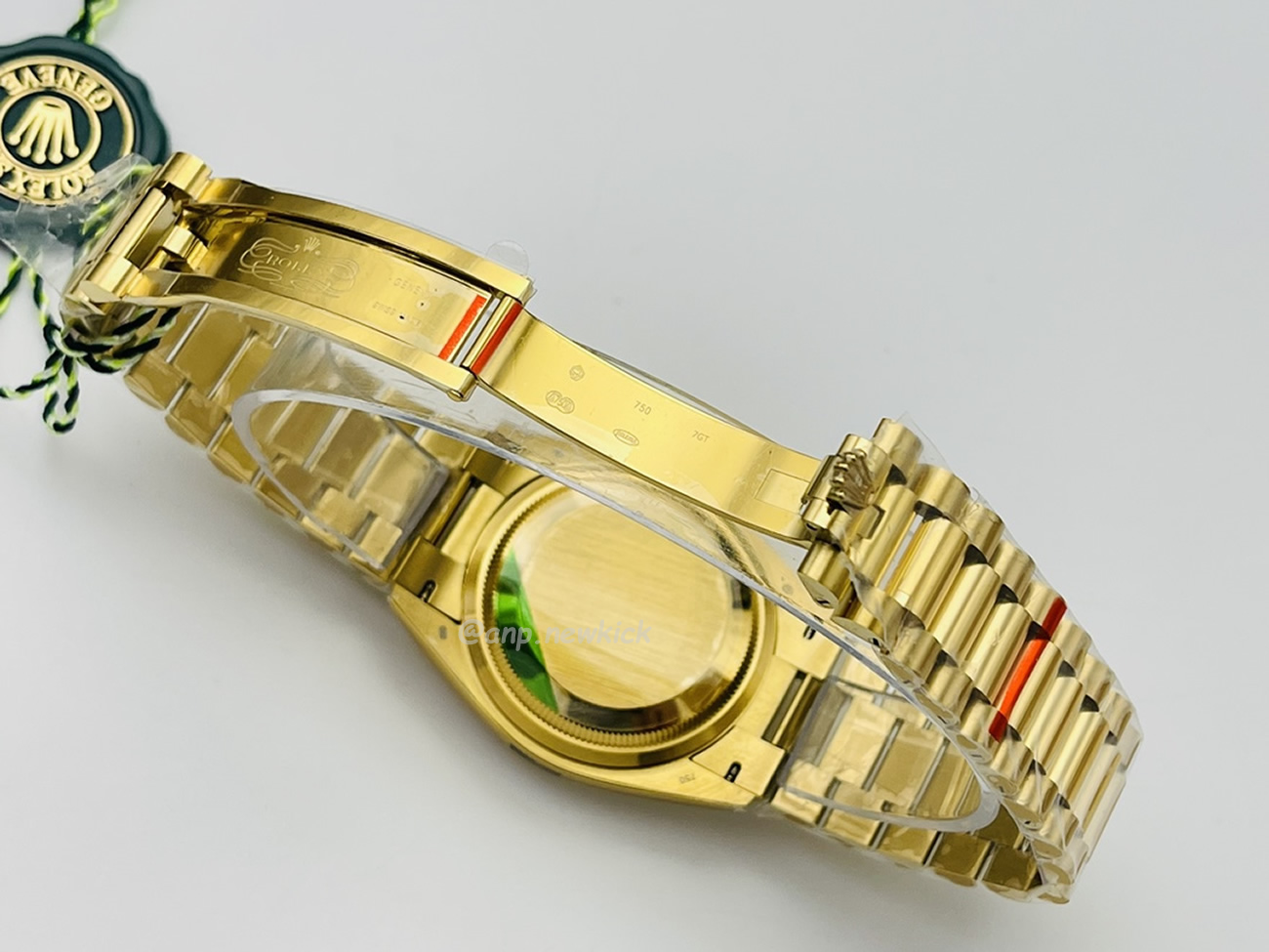 Rolex Day Date Olive Green Cherry Red Dial Bright Blue Bright Black Champagne Colour Olive Green 228239 (98) - www.newkick.vip Rolex Day Date Olive Green Cherry Red Dial Bright Blue Bright Black Champagne Colour Olive Green 228239 (98) - www.newkick.vip