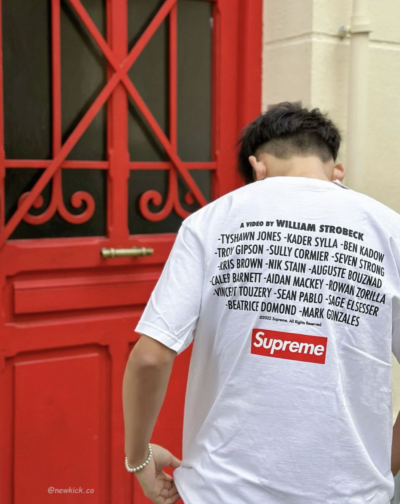 Supreme 22fw Play Dead Tee (5) - www.newkick.vip