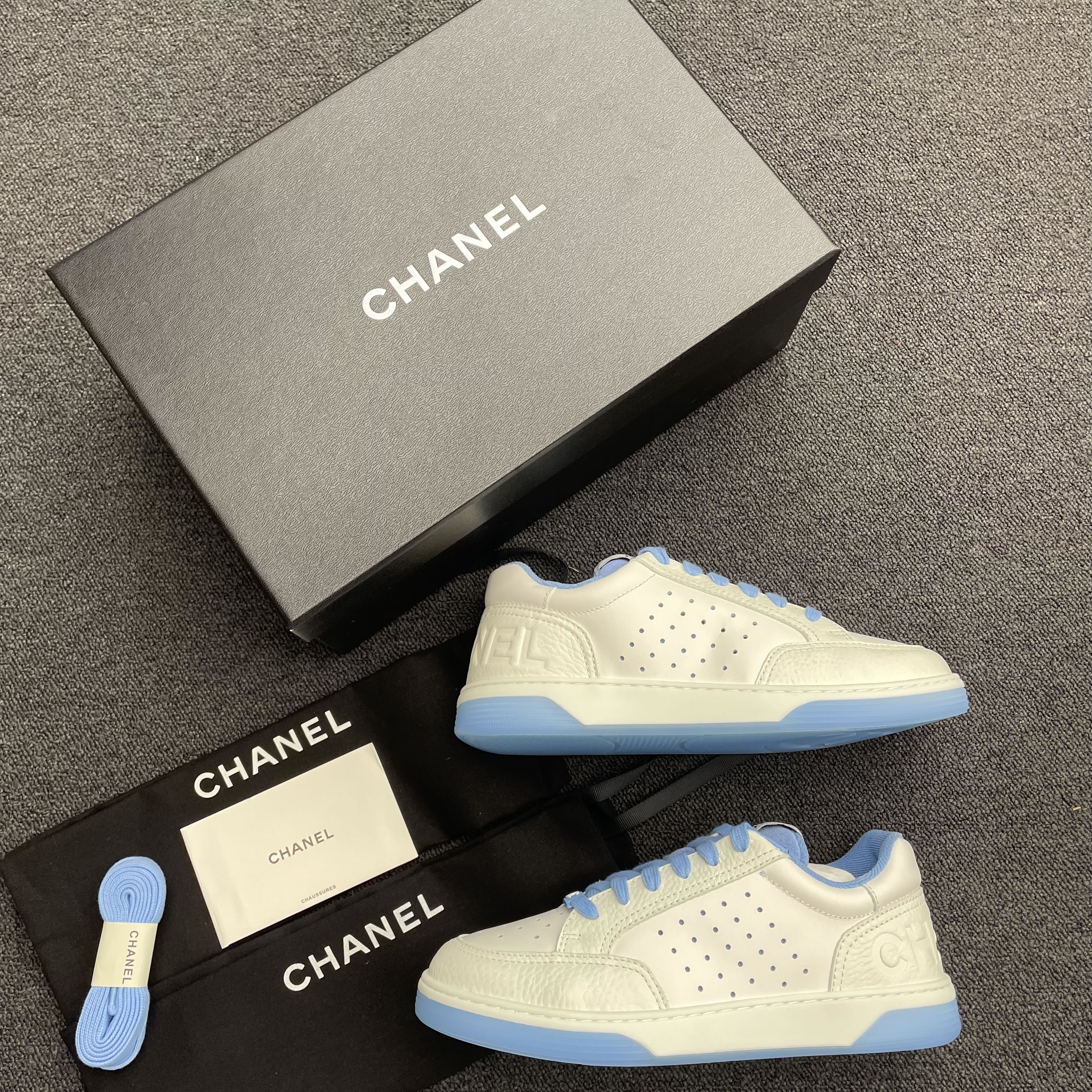 Chanel 22p Trainer White Black Burgundy Light Pink Blue (13) - www.newkick.vip