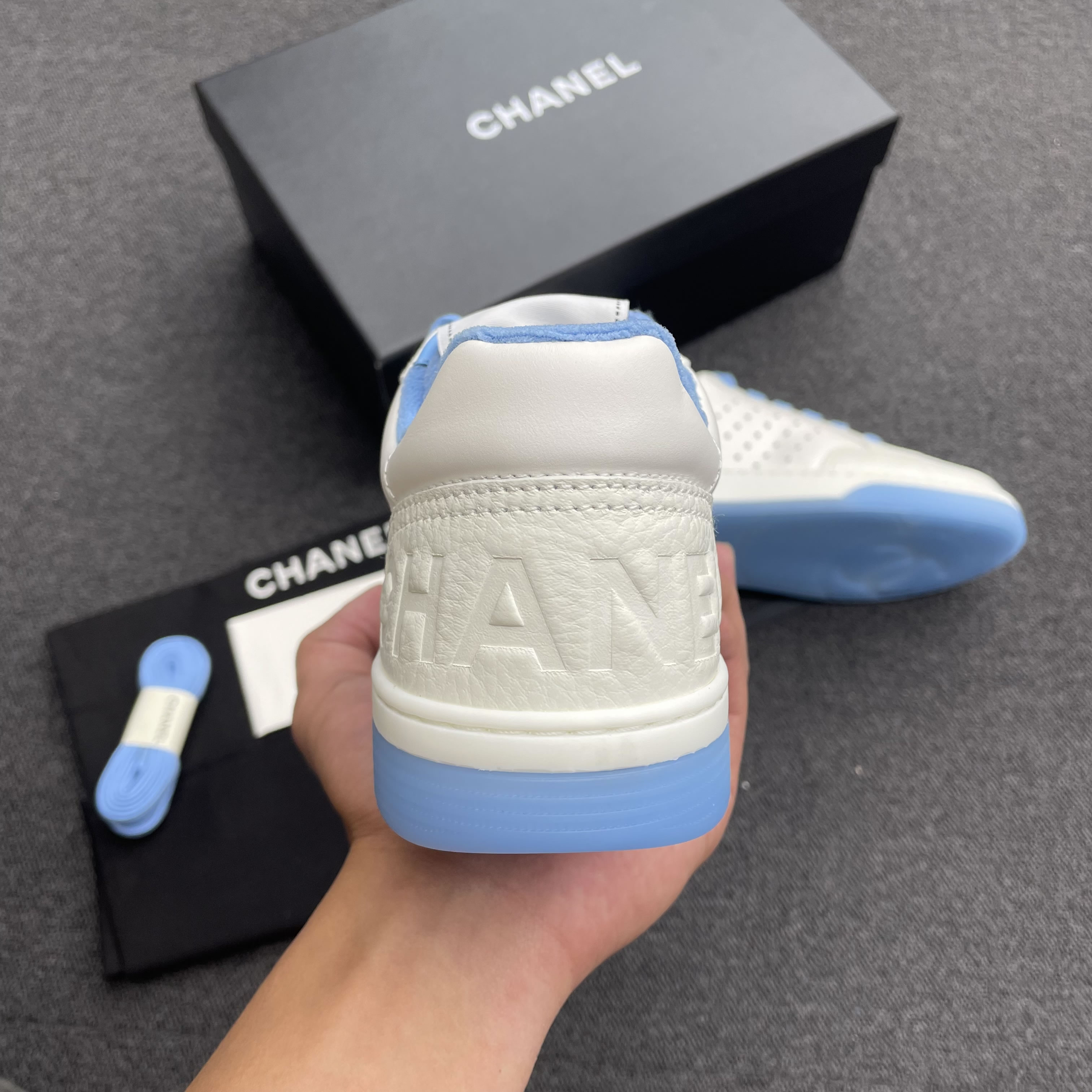Chanel 22p Trainer White Black Burgundy Light Pink Blue (14) - www.newkick.vip
