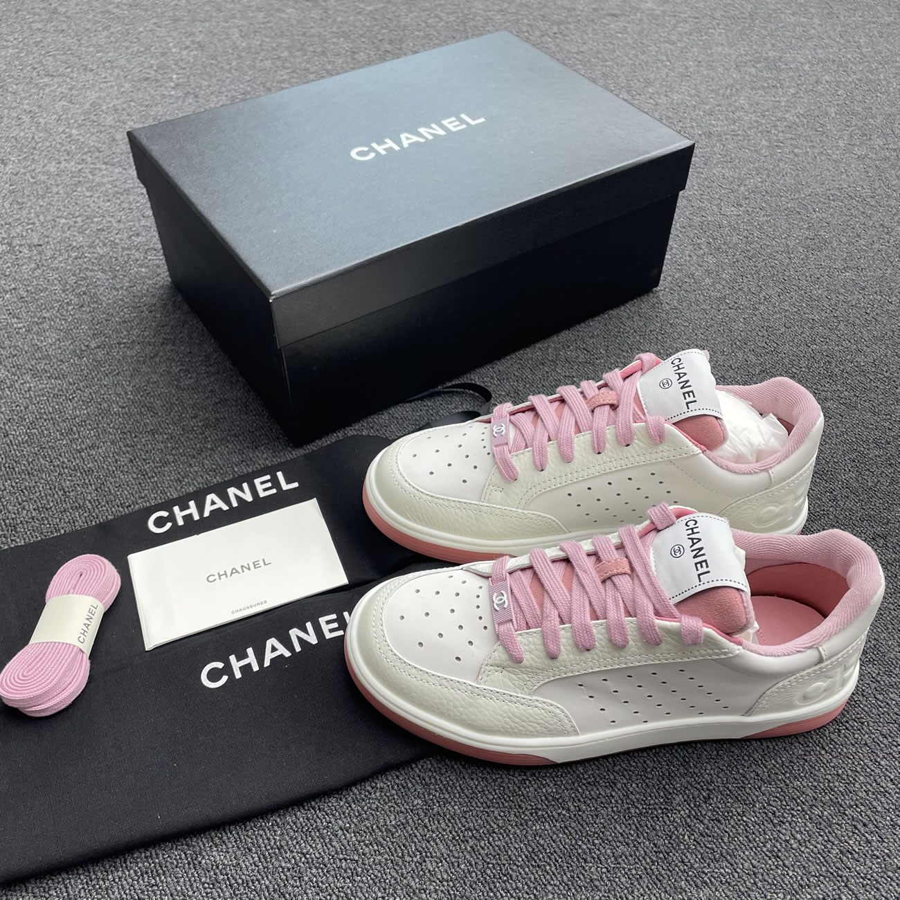 Chanel 22p Trainer White Black Burgundy Light Pink Blue (22) - www.newkick.vip