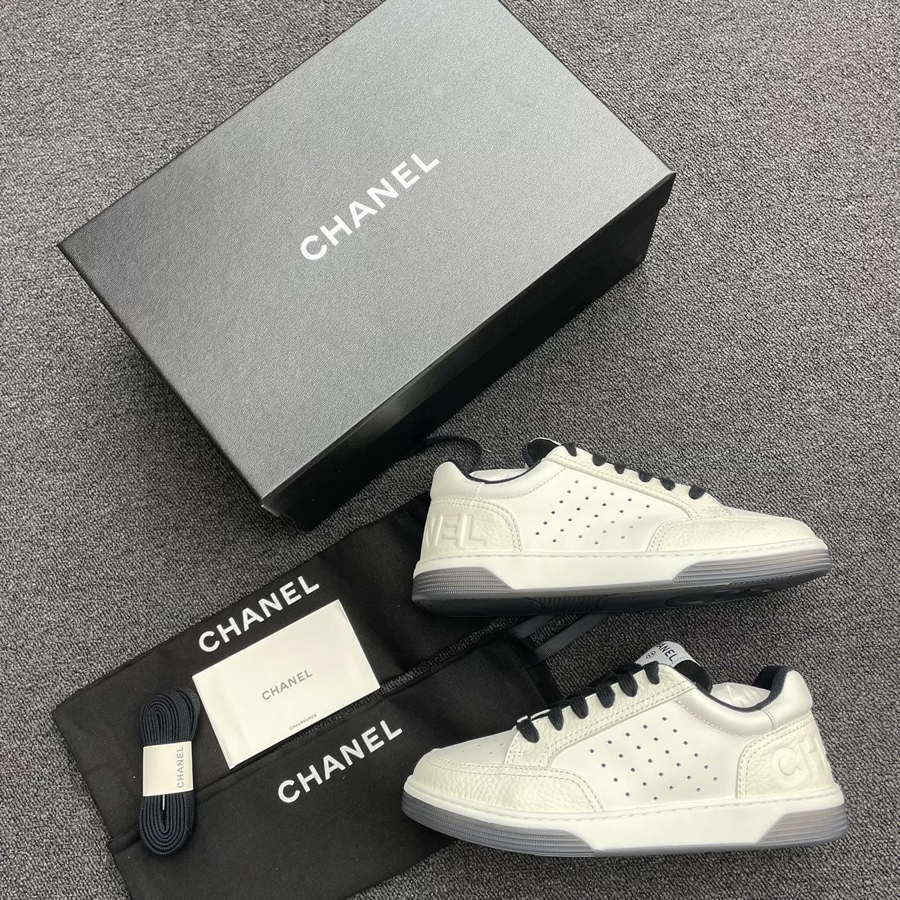 Chanel 22p Trainer White Black Burgundy Light Pink Blue (27) - www.newkick.vip