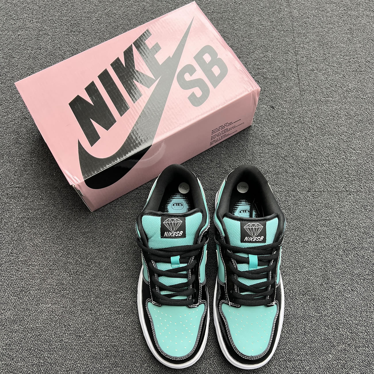 Nike Sb Dunk Low Diamond Supply Co. Aqua Blue 304292 402 (11) - www.newkick.vip