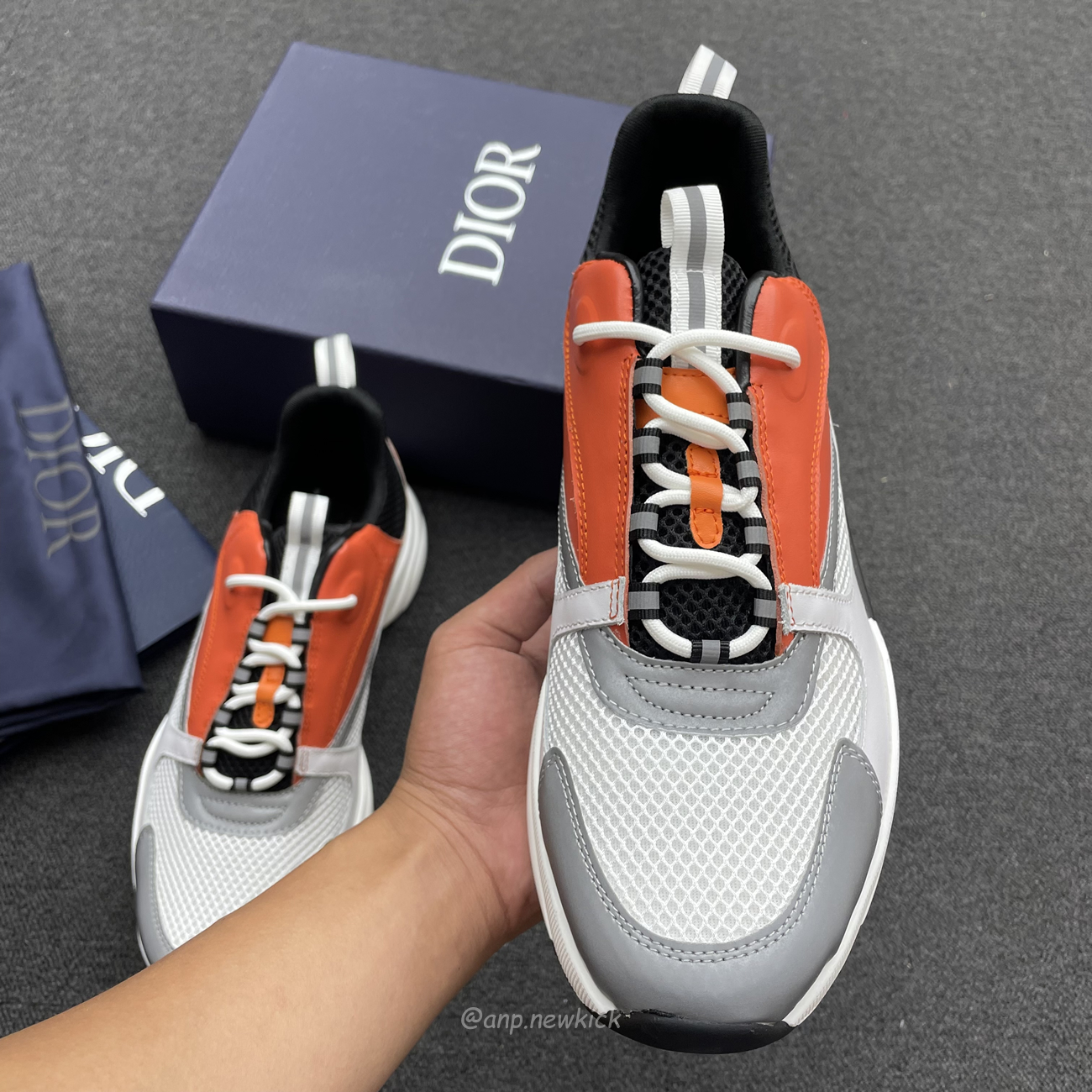 Dior B22 Orange White 3sn231yxx H369 (6) - www.newkick.vip