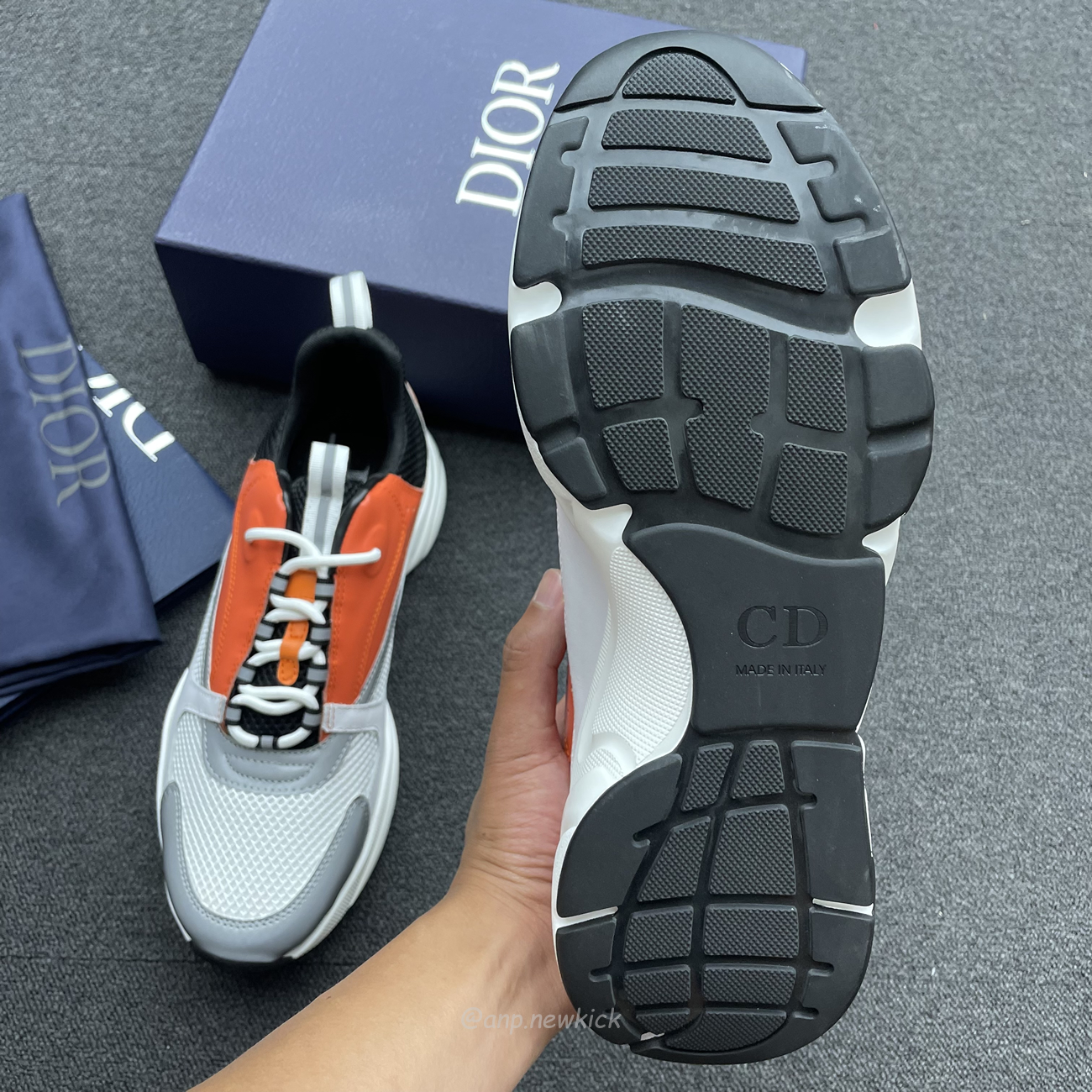 Dior B22 Orange White 3sn231yxx H369 (9) - www.newkick.vip