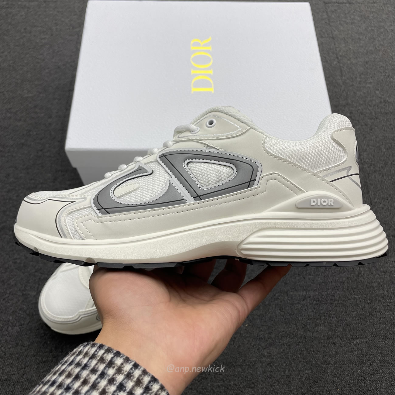 Dior B30 Microfiber Mesh White Grey 3sn279zndh000 (6) - www.newkick.vip Dior B30 Microfiber Mesh White Grey 3sn279zndh000 (6) - www.newkick.vip