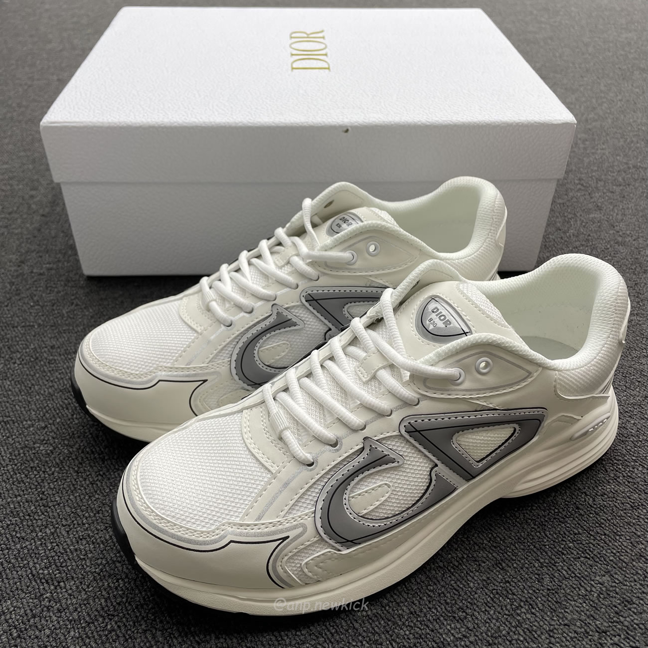Dior B30 Microfiber Mesh White Grey 3sn279zndh000 (12) - www.newkick.vip