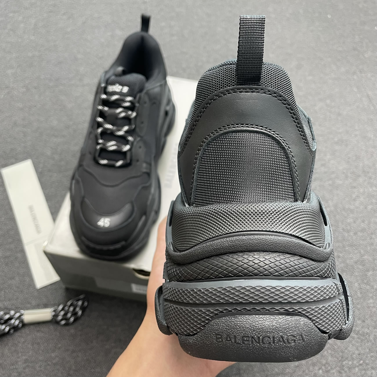 Balenciaga Triple S Black W 541624w09011000 (9) - www.newkick.vip