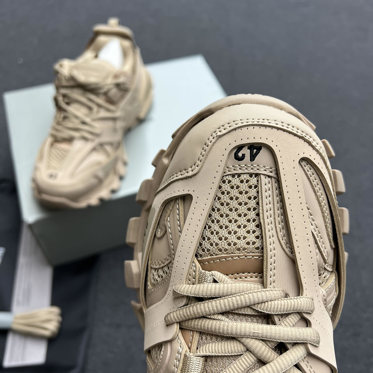 Balenciaga Track Beige W 542436w2la19870 (5) - www.newkick.vip Balenciaga Track Beige W 542436w2la19870 (5) - www.newkick.vip