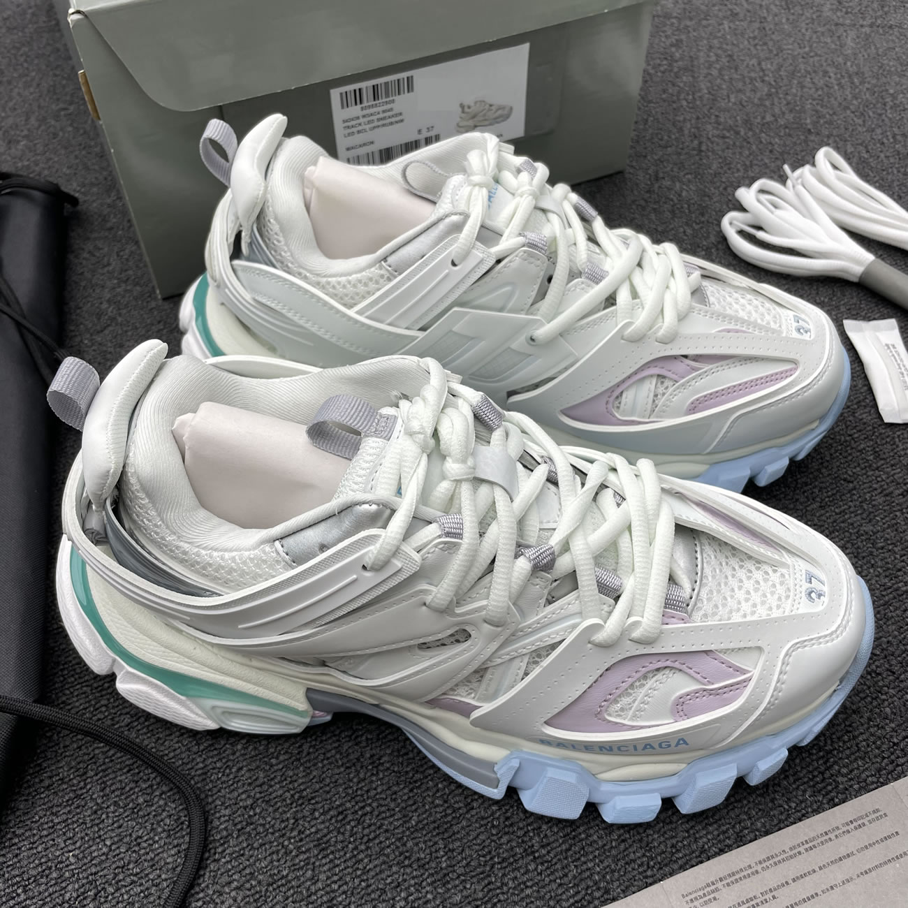 Balenciaga Track Pastel (w) 542436w3ac49045 (8) - www.newkick.vip Balenciaga Track Pastel (w) 542436w3ac49045 (8) - www.newkick.vip