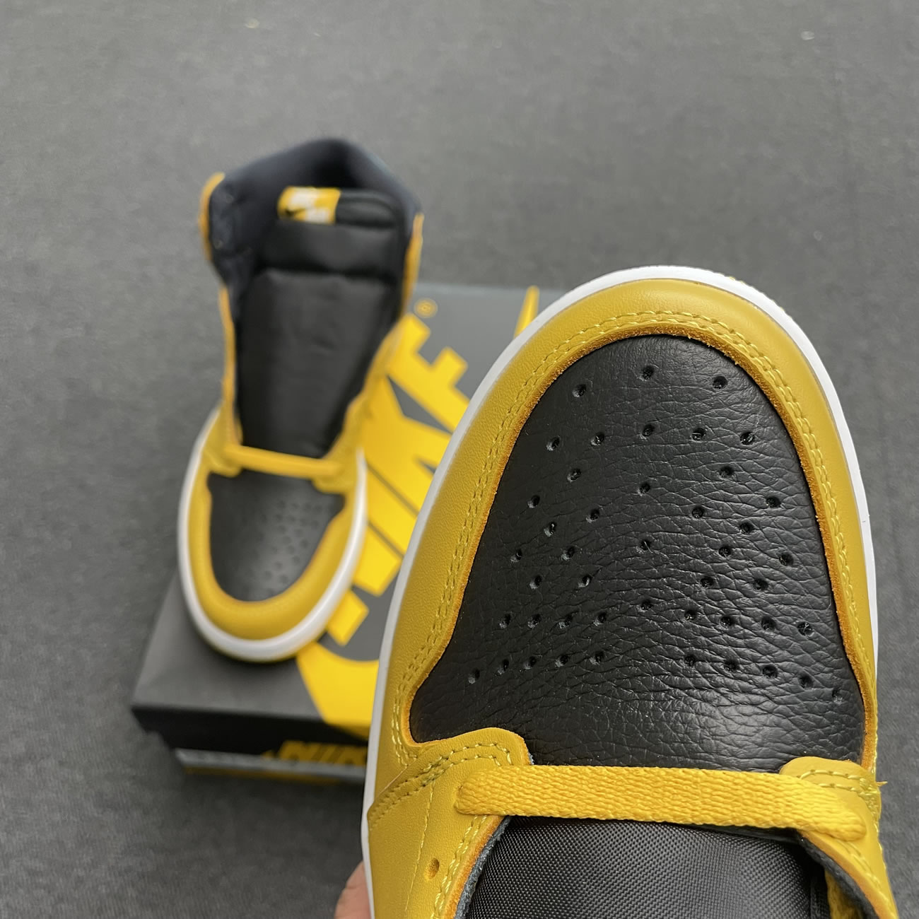 Jordan 1 Retro High Pollen 555088 701 (7) - www.newkick.vip