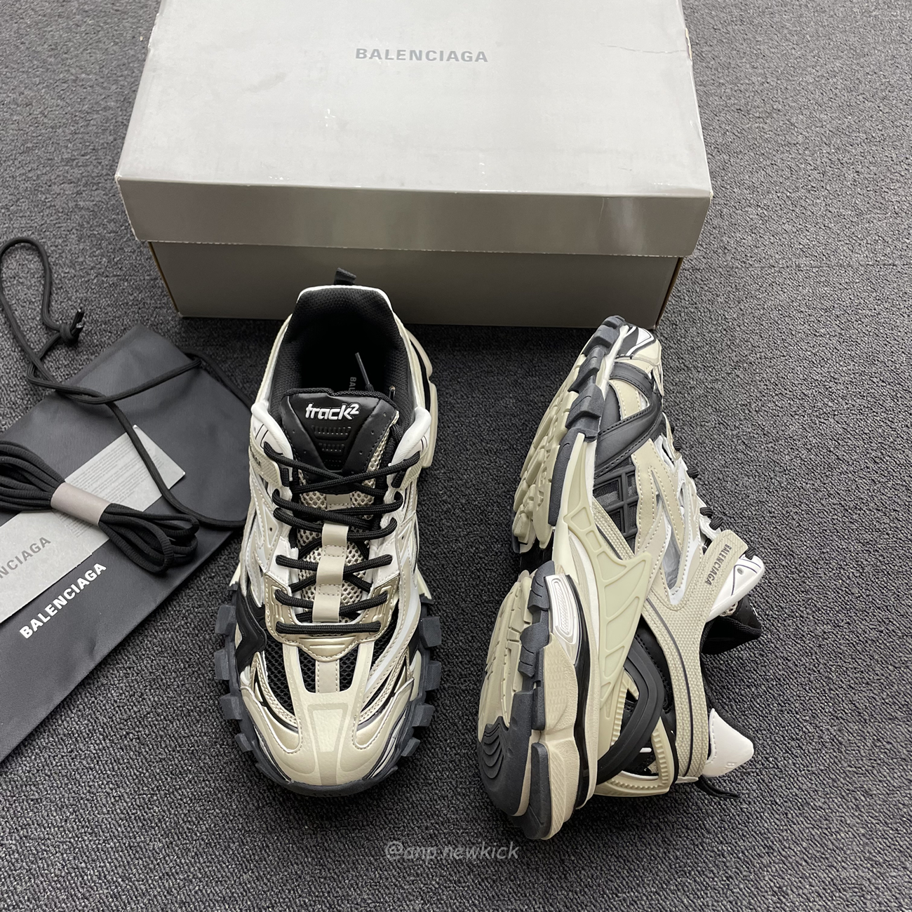 Balenciaga Track.2 Beige Black 568614w2gn38071 (12) - www.newkick.vip