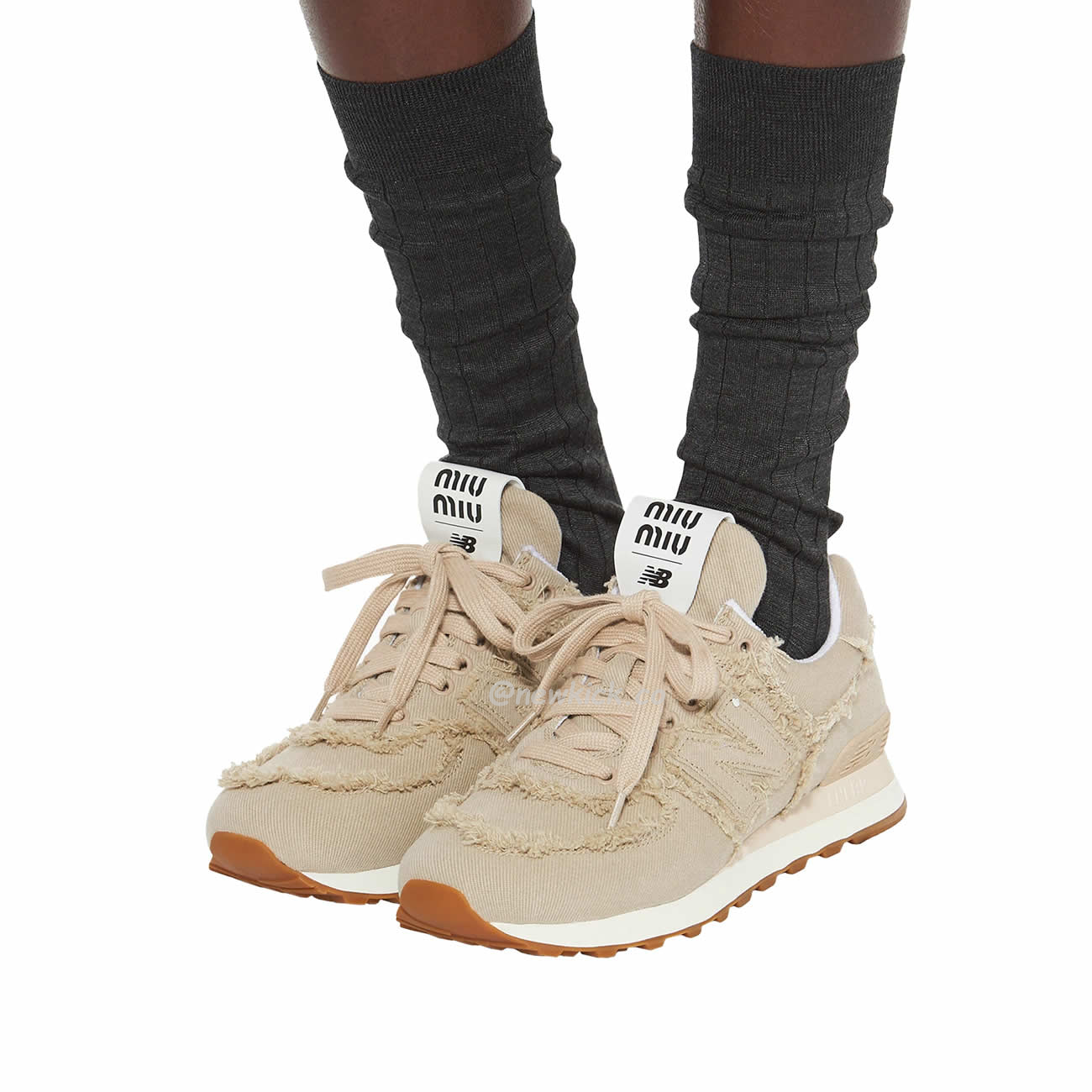 New Balance 574 Miu Miu Denim Colonial Beige (12) - www.newkick.vip