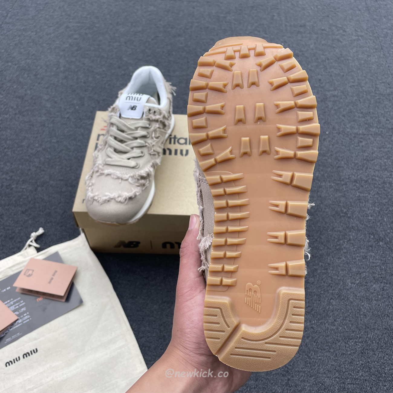 New Balance 574 Miu Miu Denim Colonial Beige (7) - www.newkick.vip