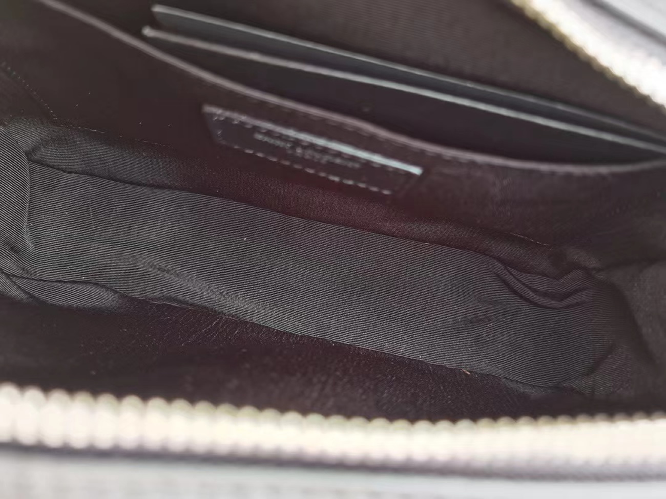 Saint Laurent Lou Crossbody Bag Quilted Black 612544dv7041242 (5) - www.newkick.vip