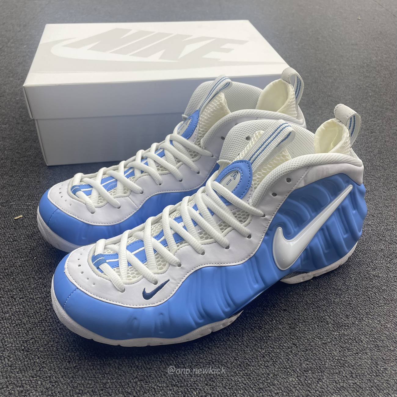 Nike Air Foamposite Pro University Blue 624041 411 (7) - www.newkick.vip Nike Air Foamposite Pro University Blue 624041 411 (7) - www.newkick.vip