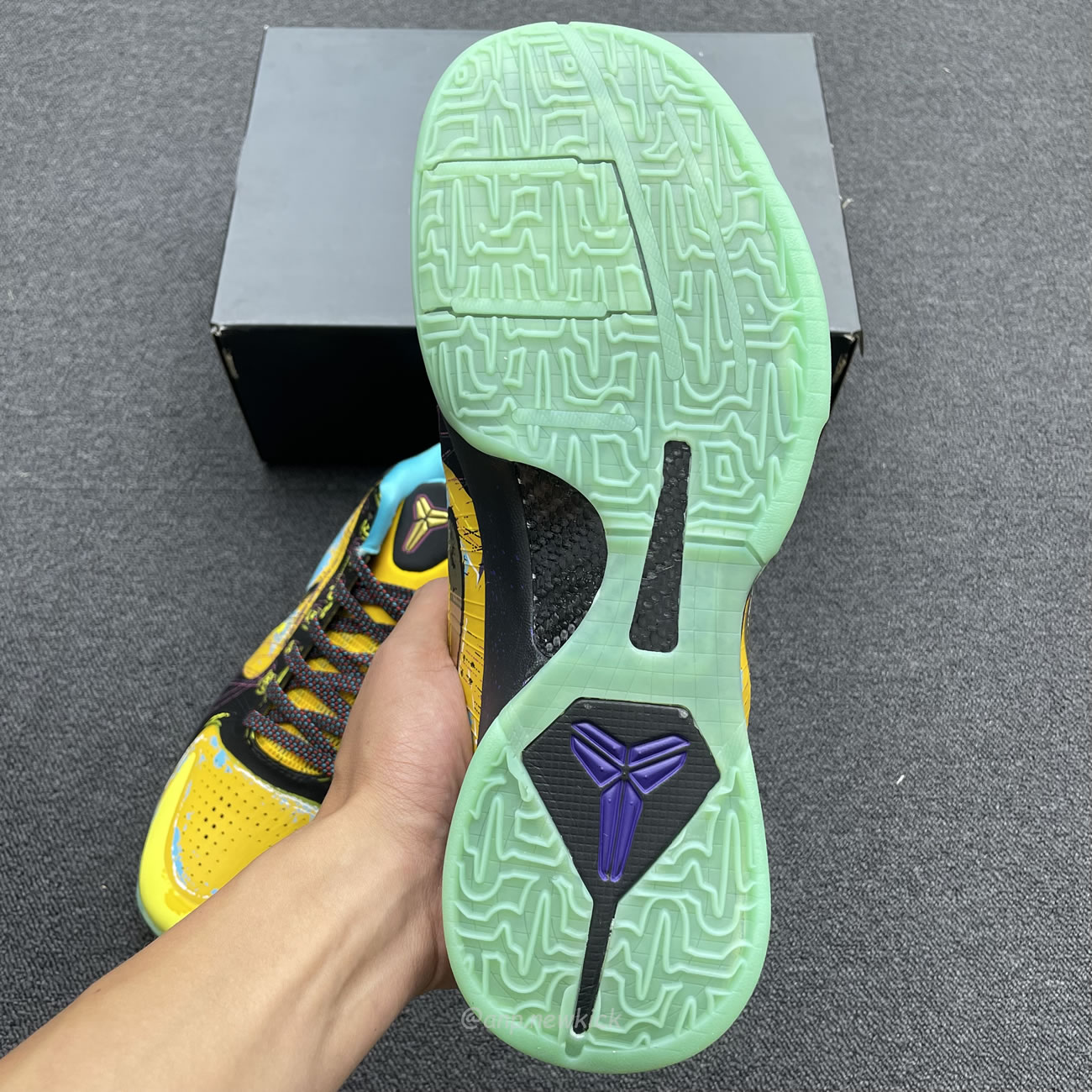 Nike Kobe 5 Prelude Finals Mvp 639691 700 (3) - www.newkick.vip