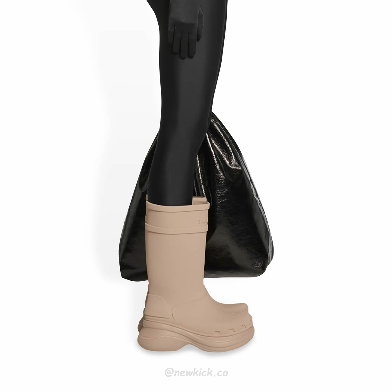 Balenciaga X Crocs Boot Black White Green Bright Pink Beige Rubber 677388w1s8e1000 (37) - www.newkick.vip