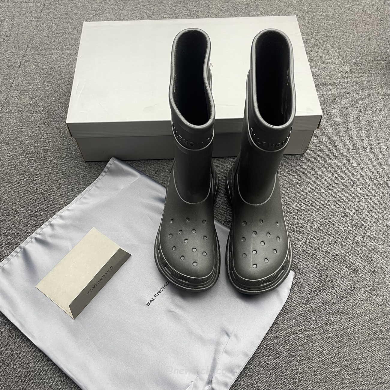 Balenciaga X Crocs Boot Black White Green Bright Pink Beige Rubber 677388w1s8e1000 (4) - www.newkick.vip