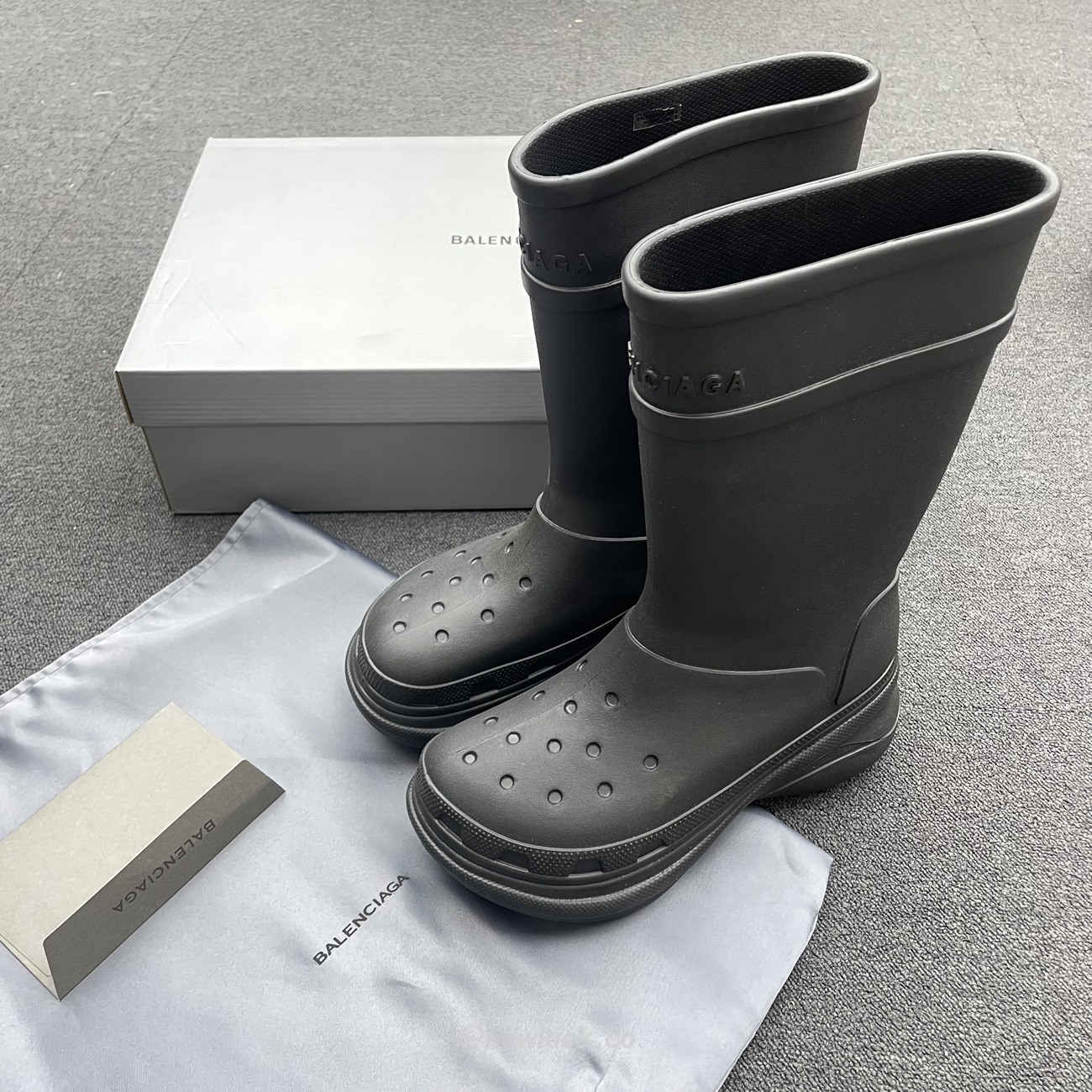 Balenciaga X Crocs Boot Black White Green Bright Pink Beige Rubber 677388w1s8e1000 (8) - www.newkick.vip