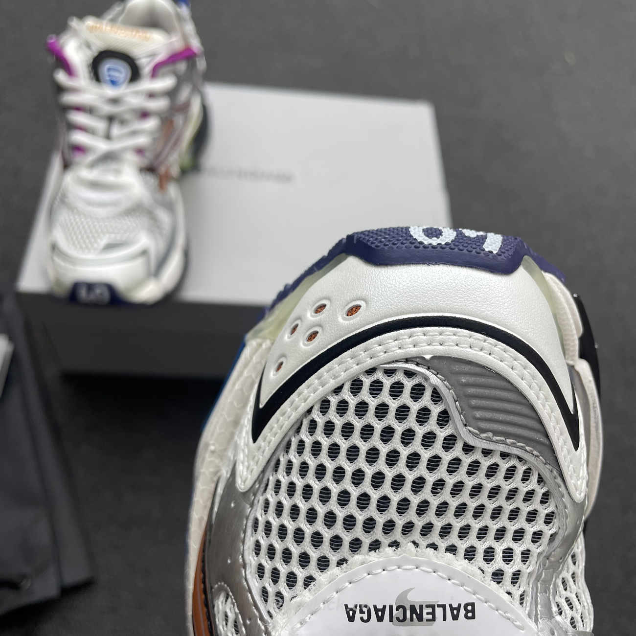Balenciaga Runner Multicolor 677403w3rb68123 (12) - www.newkick.vip