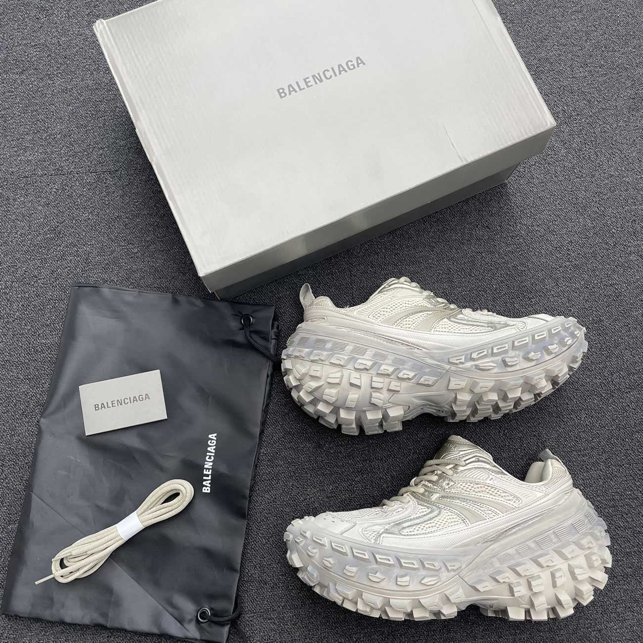 Balenciaga Defender Green Black Grey Navy Beige (5) - www.newkick.vip Balenciaga Defender Green Black Grey Navy Beige (5) - www.newkick.vip