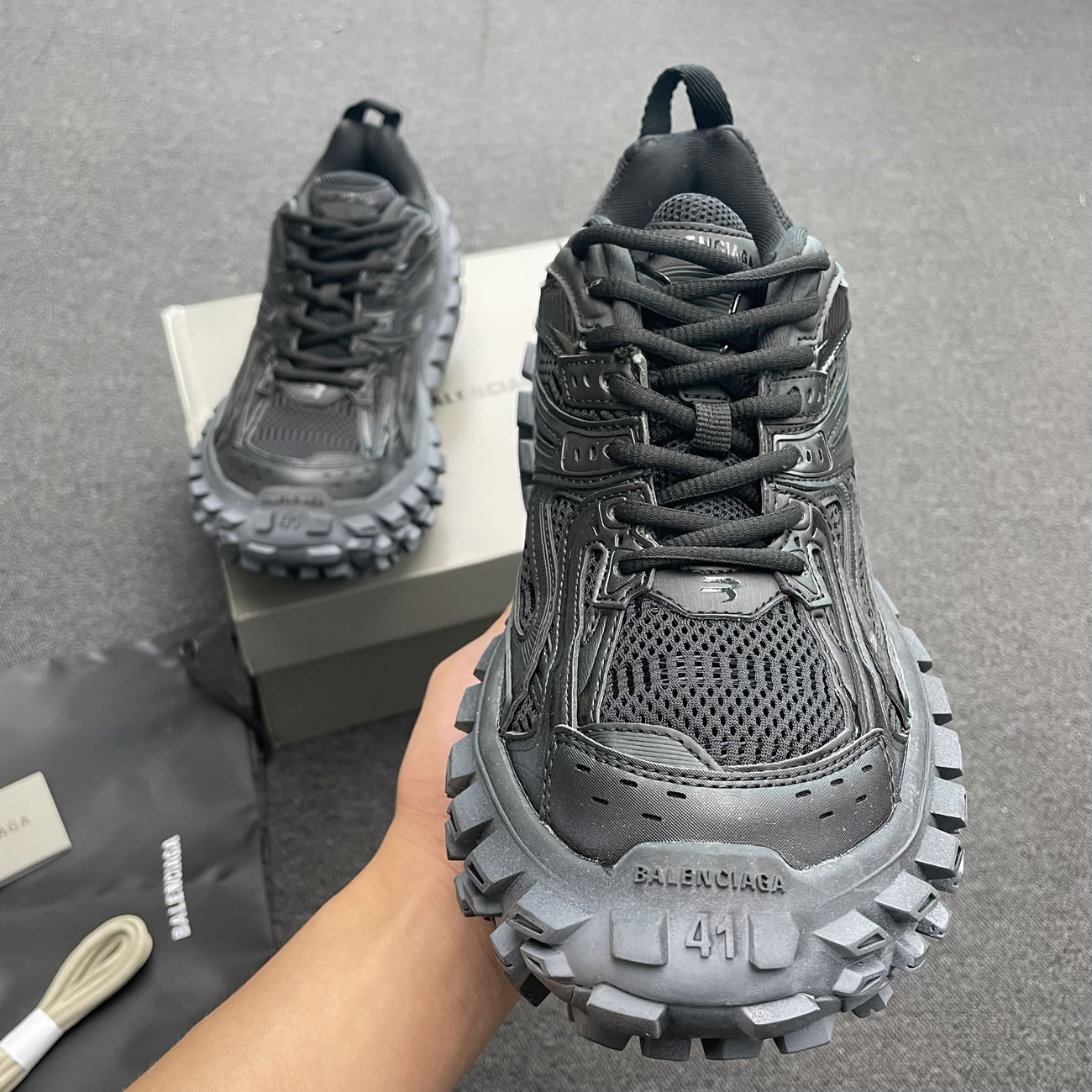 Balenciaga Defender Green Black Grey Navy Beige (13) - www.newkick.vip