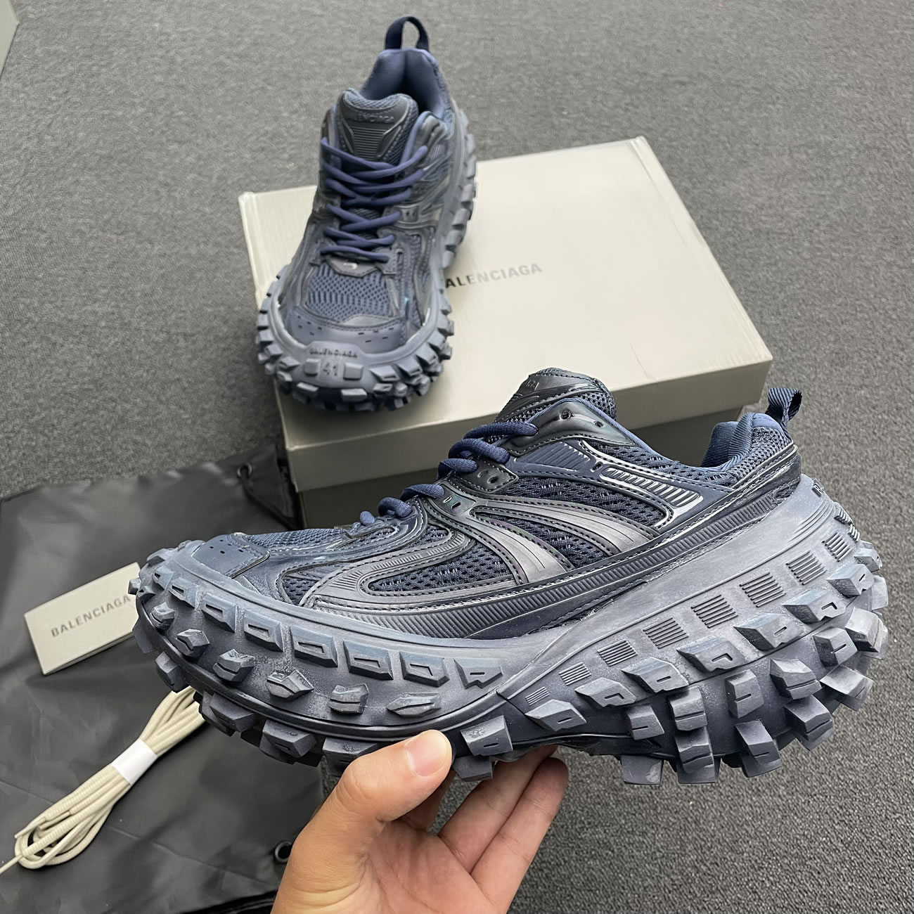 Balenciaga Defender Green Black Grey Navy Beige (26) - www.newkick.vip
