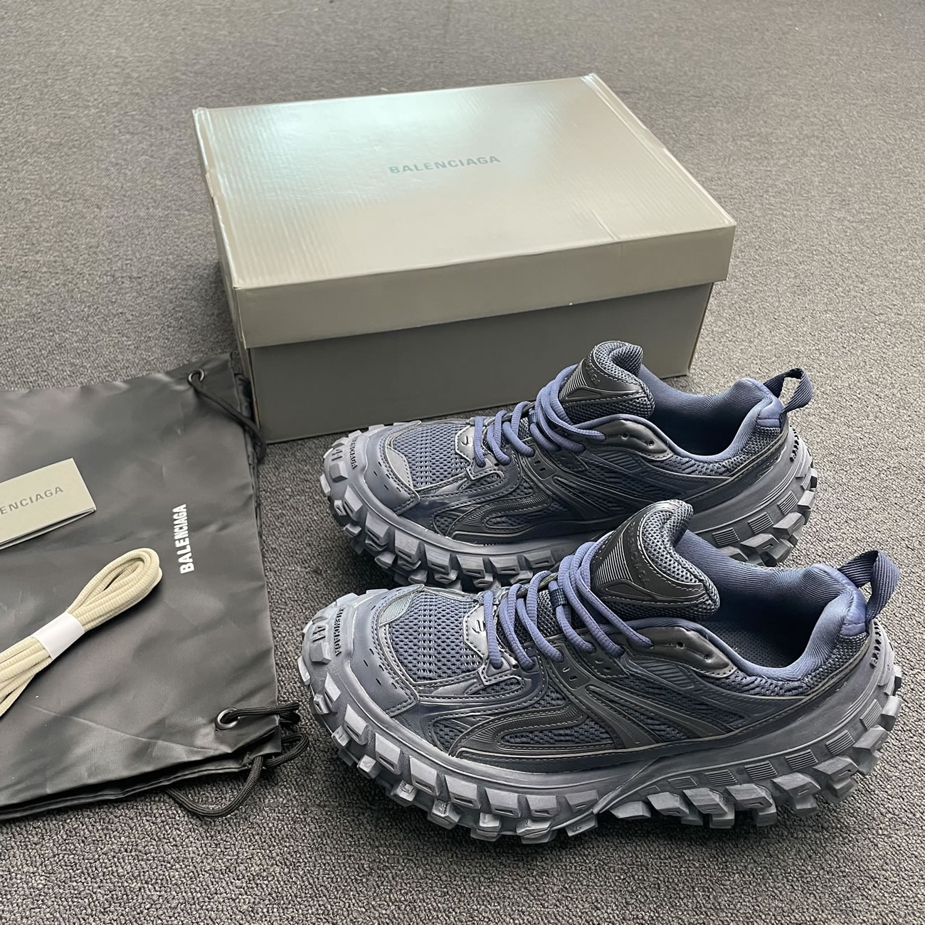 Balenciaga Defender Green Black Grey Navy Beige (27) - www.newkick.vip